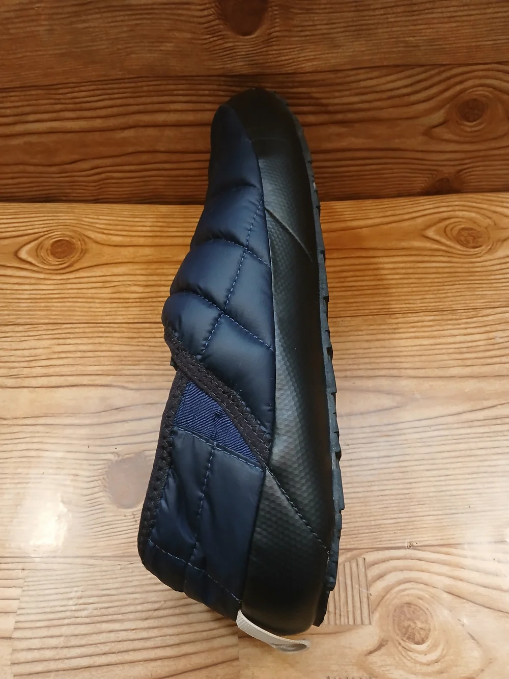 The North Face Quilted Insulated And Waterproof Men's Slip-On Loafer - Navy Blue